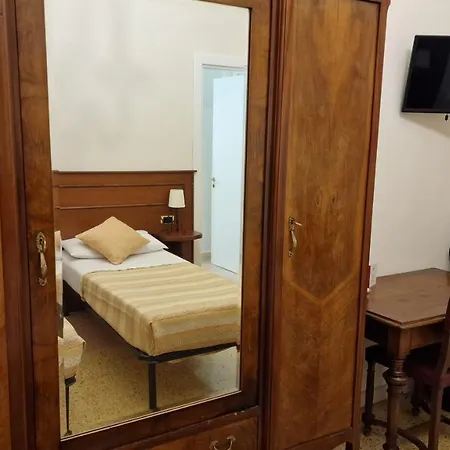 Vittoria Guest House Battipaglia Exterior photo